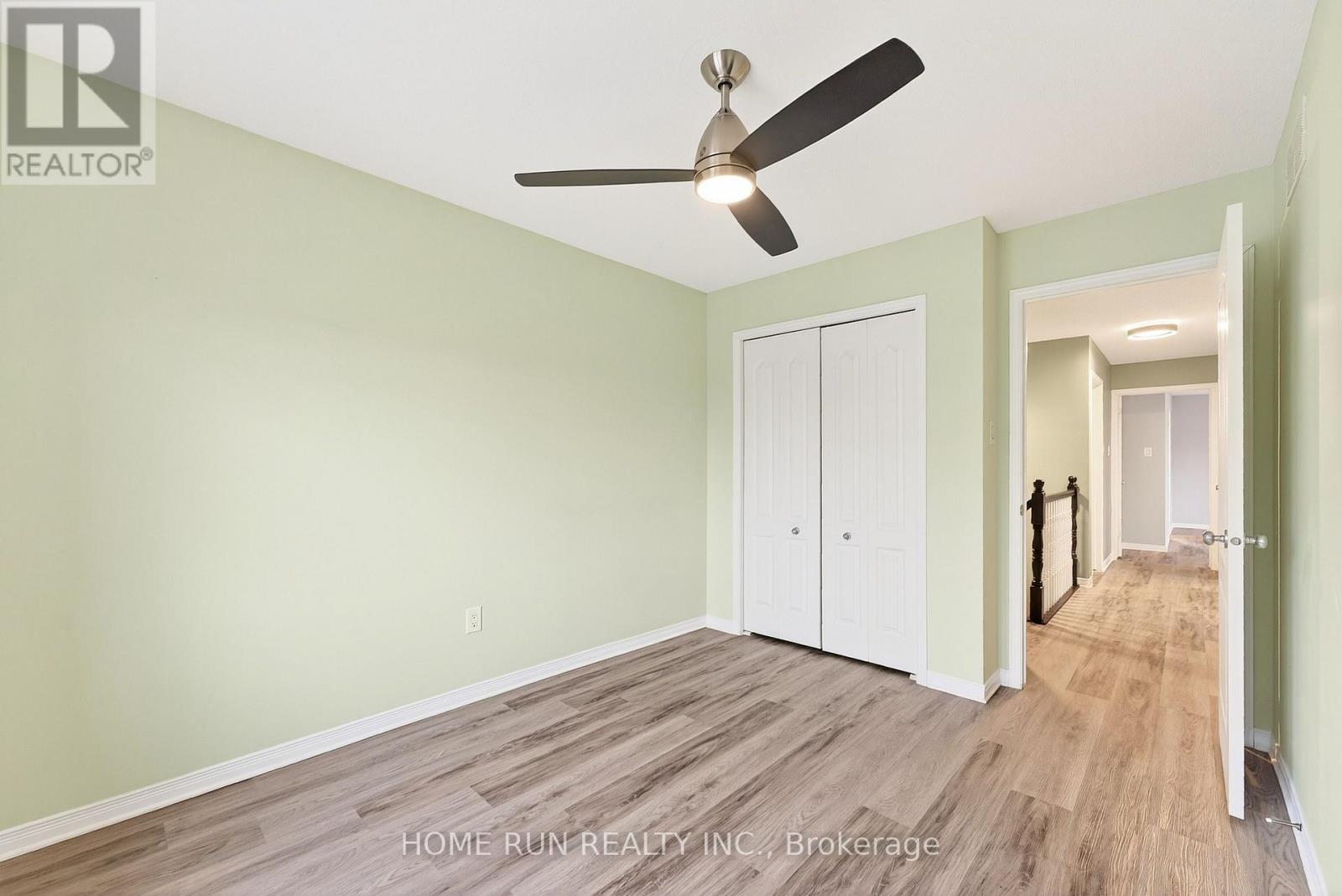 104 Eye Bright Crescent