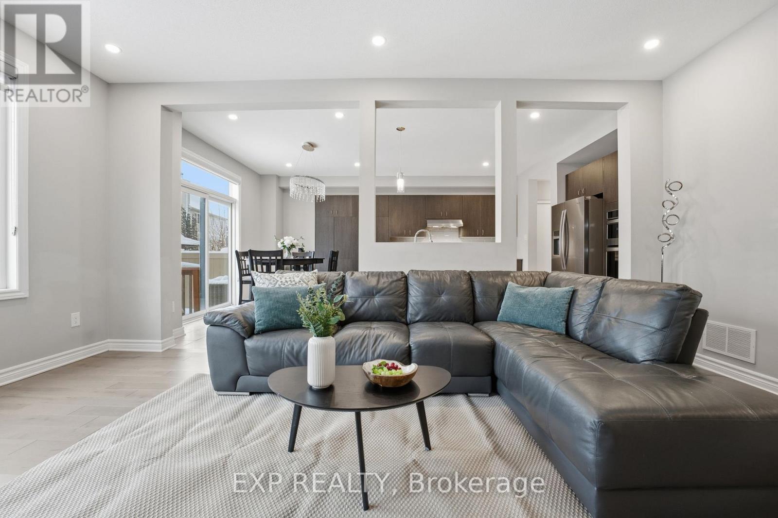 118 Discovery Crescent