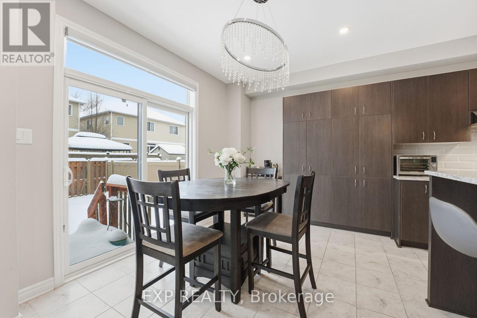 118 Discovery Crescent