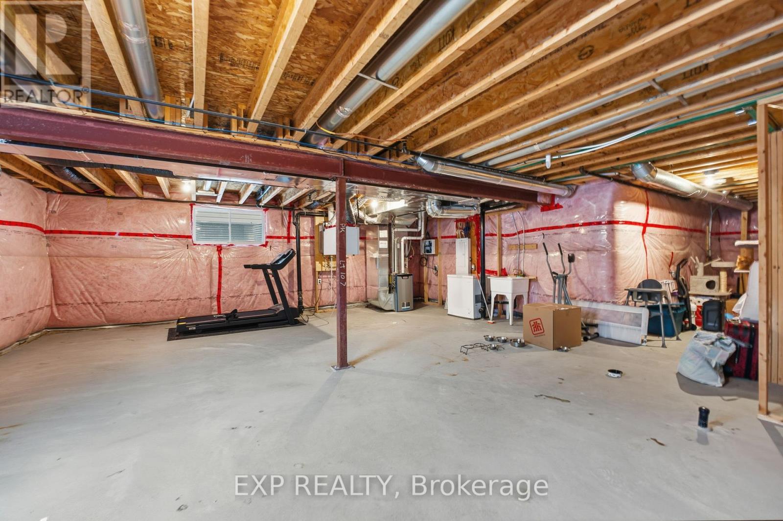 118 Discovery Crescent