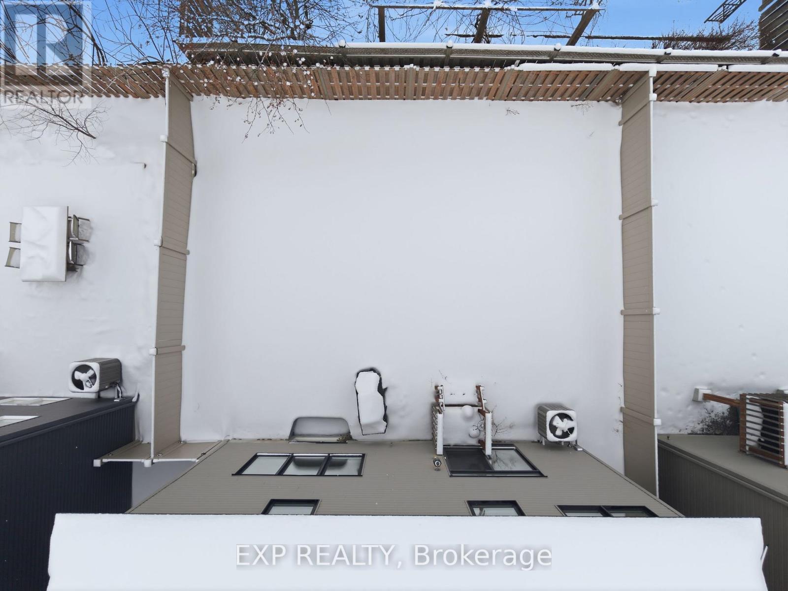 118 Discovery Crescent