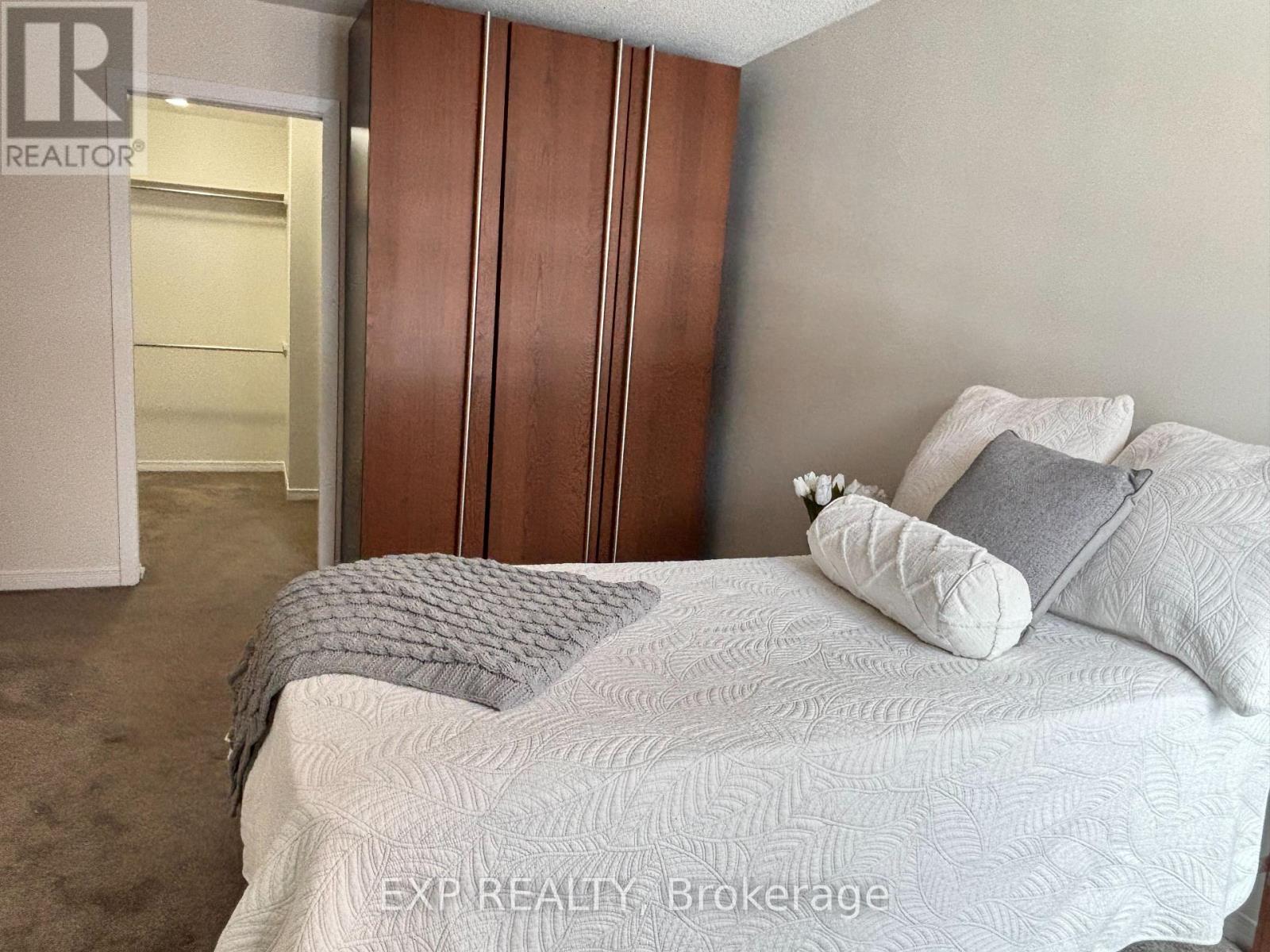 510 - 330 Centrum Boulevard