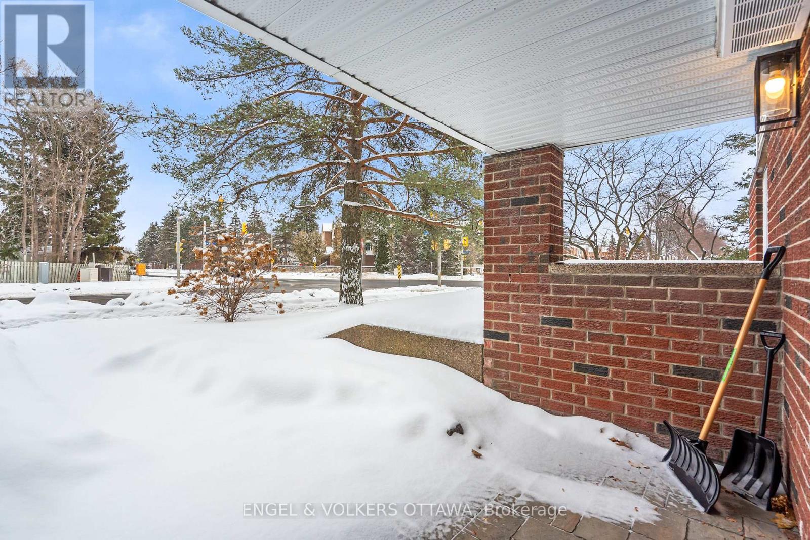 109 - 6532 Bilberry Drive