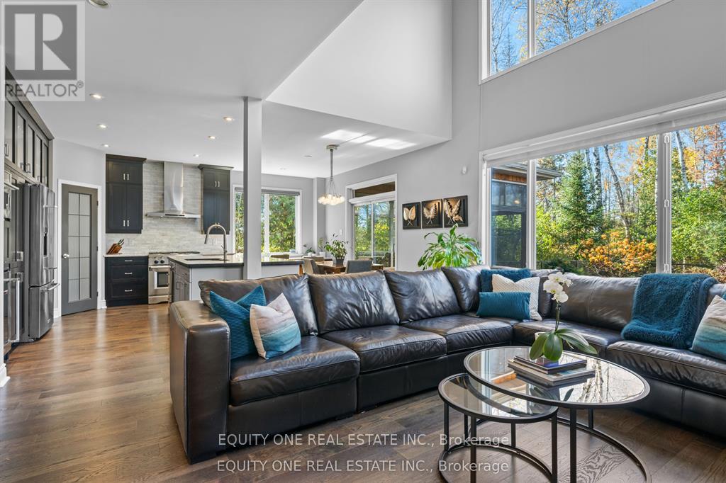 133 Arbourbrook Boulevard