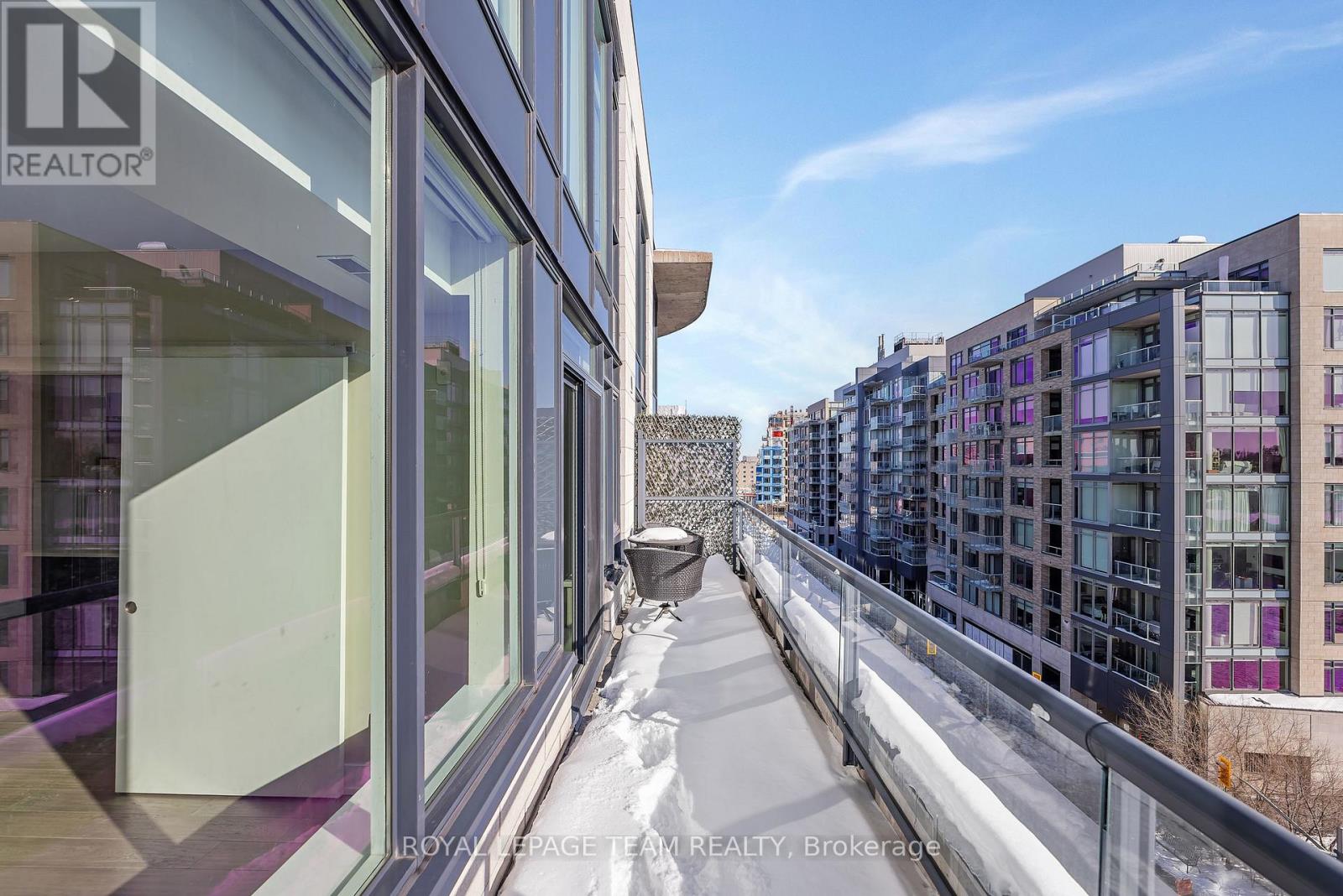 717 - 360 Patricia Avenue