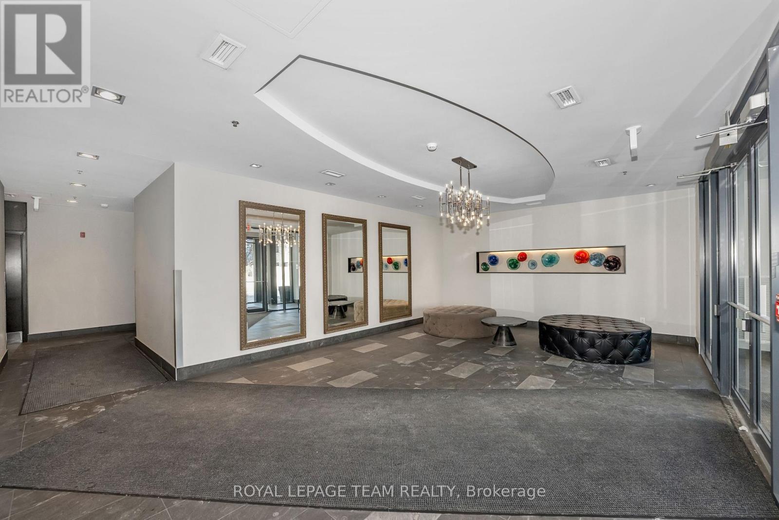 717 - 360 Patricia Avenue