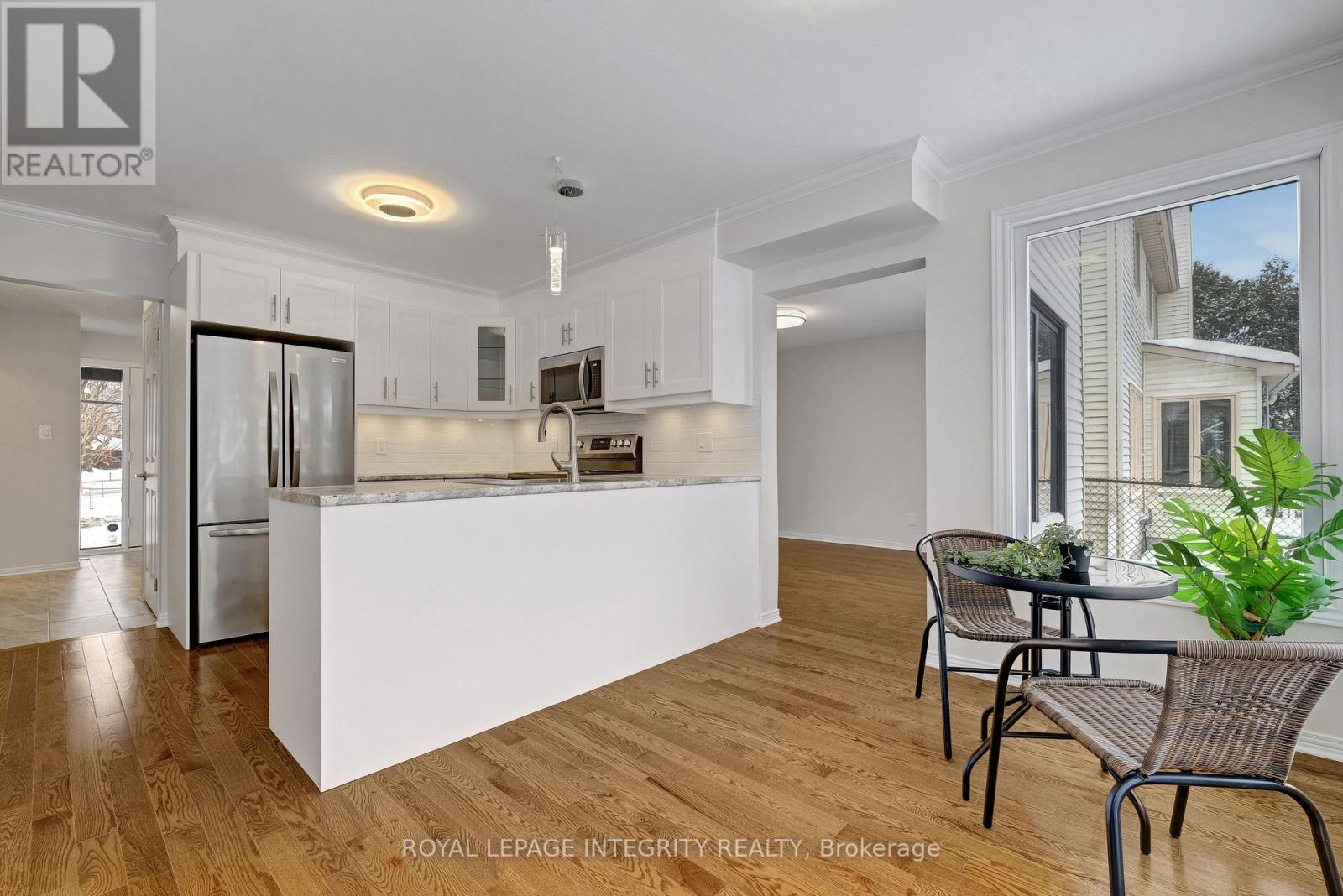 2177 Lenester Avenue