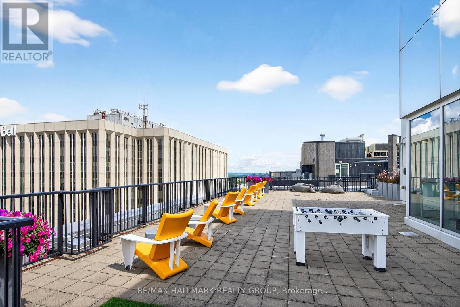 2104 - 179 Metcalfe Street