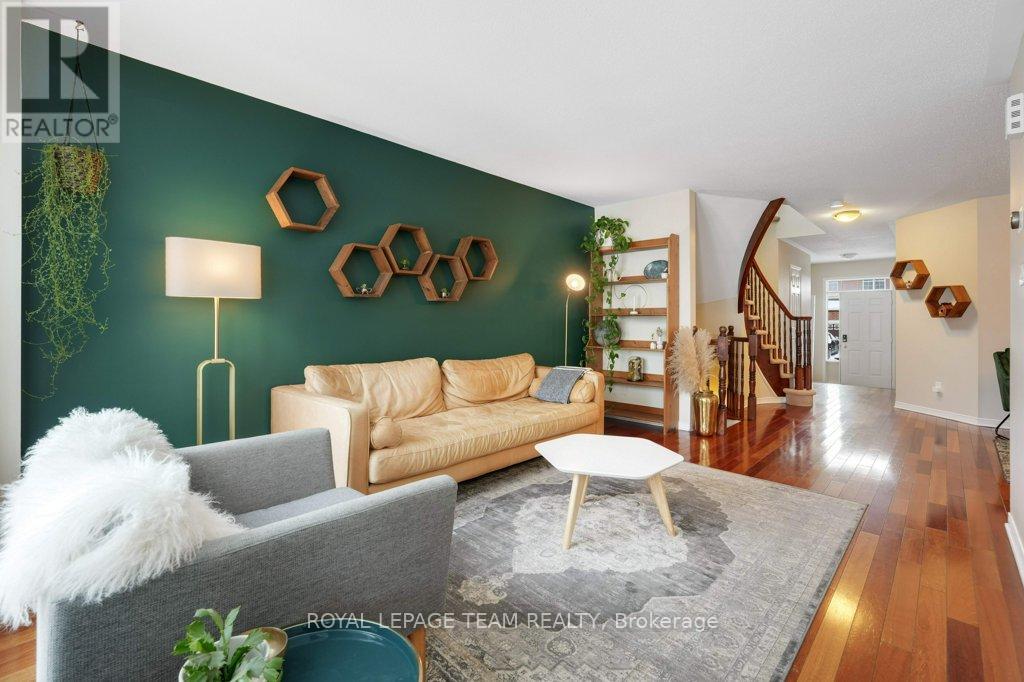 147 Deercroft Avenue