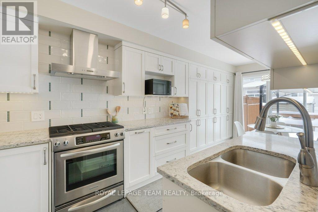 147 Deercroft Avenue