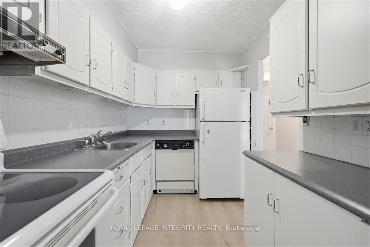 109 - 158a Mcarthur Avenue