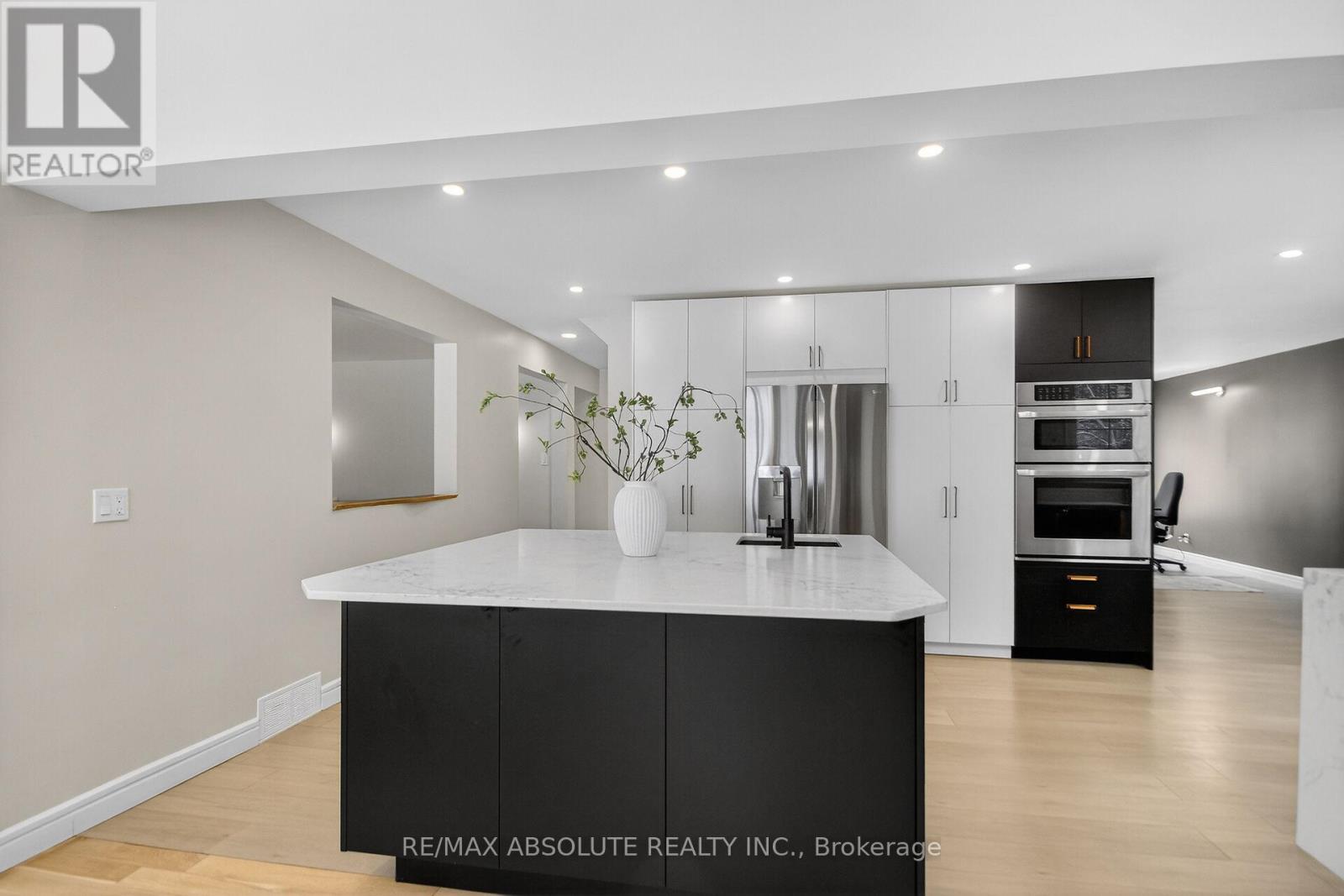 6560 Michelangelo Court