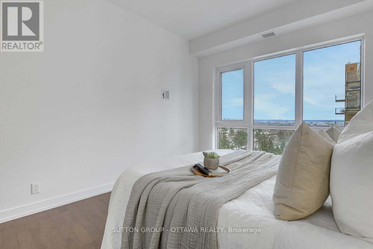 903 - 330 Titan Private