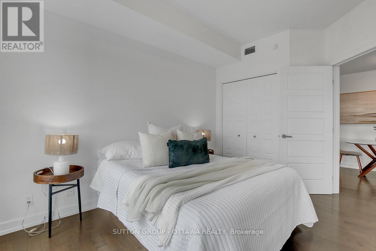 903 - 330 Titan Private