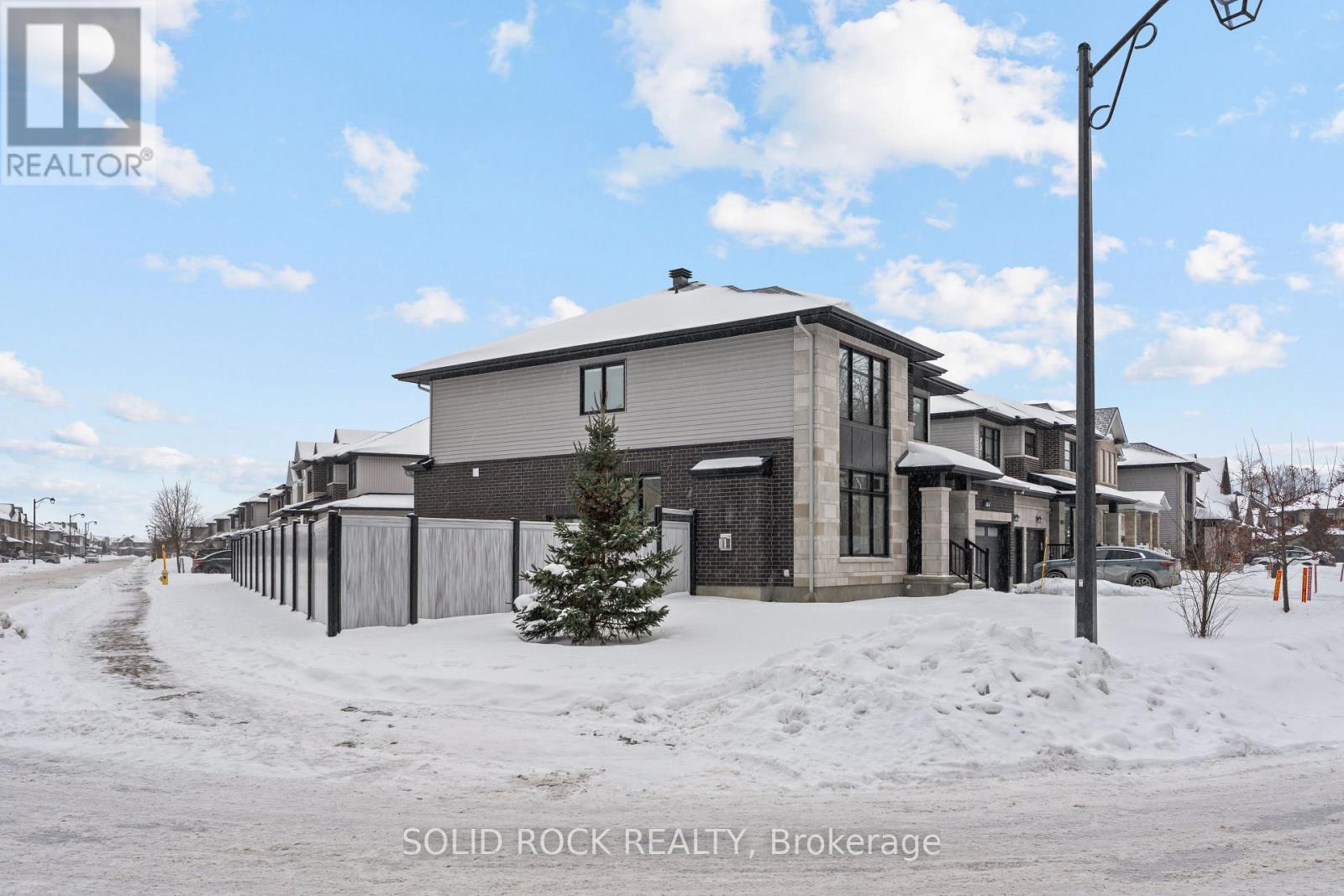 242 Shinleaf Crescent