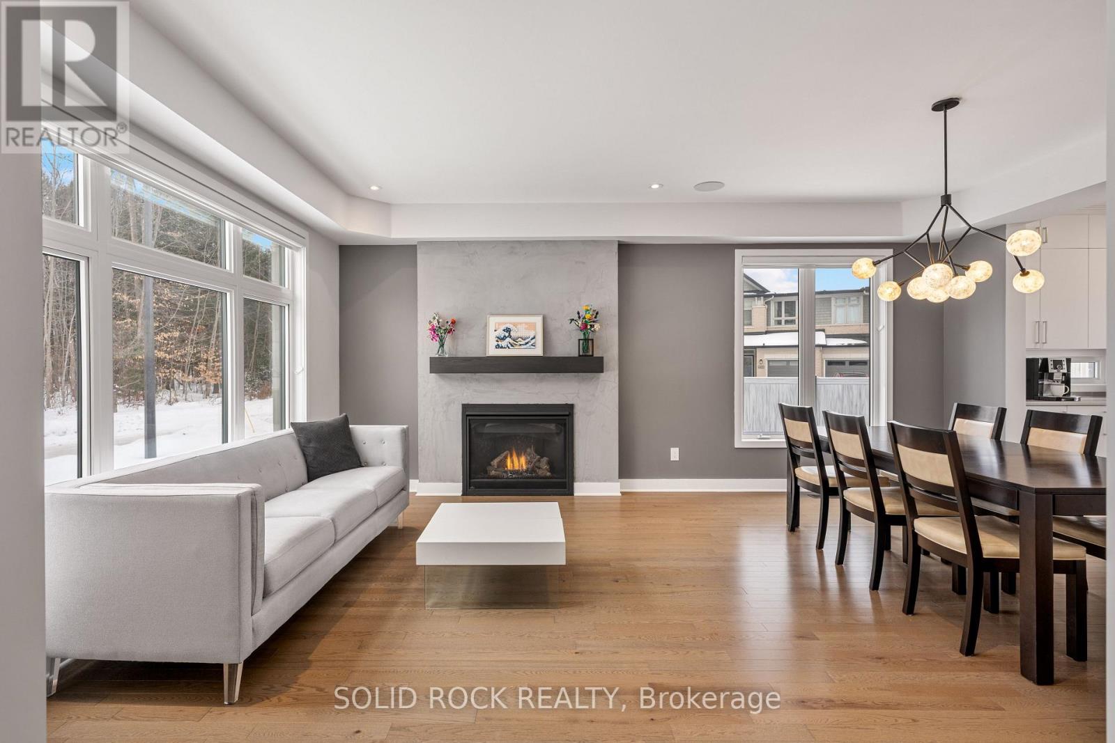 242 Shinleaf Crescent