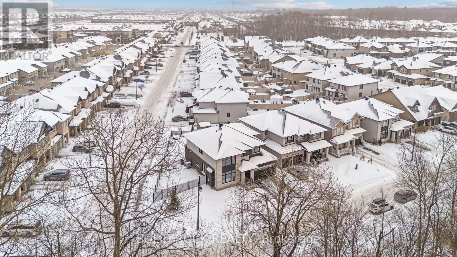 242 Shinleaf Crescent