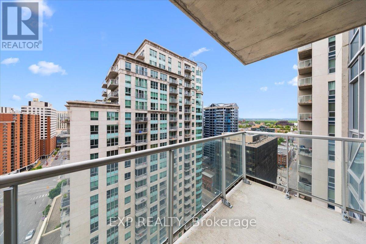 2009 - 195 Besserer Street