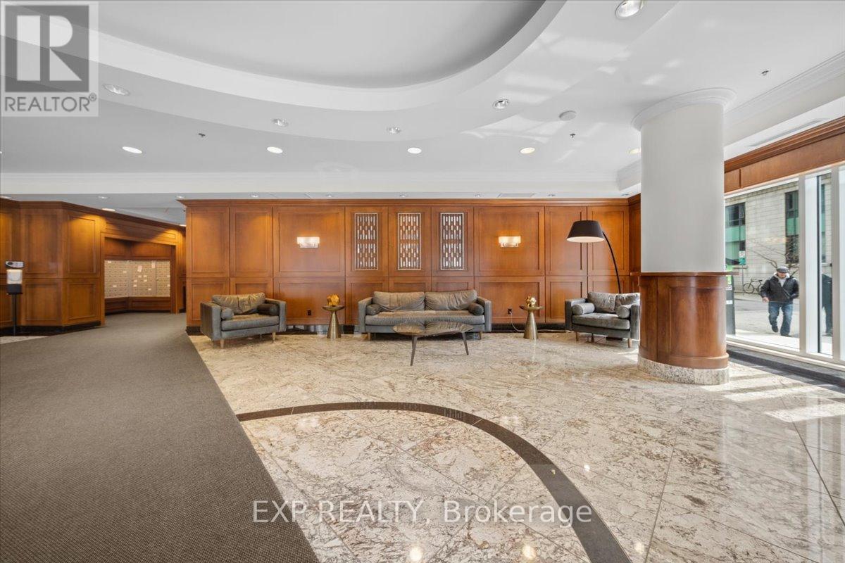 2009 - 195 Besserer Street