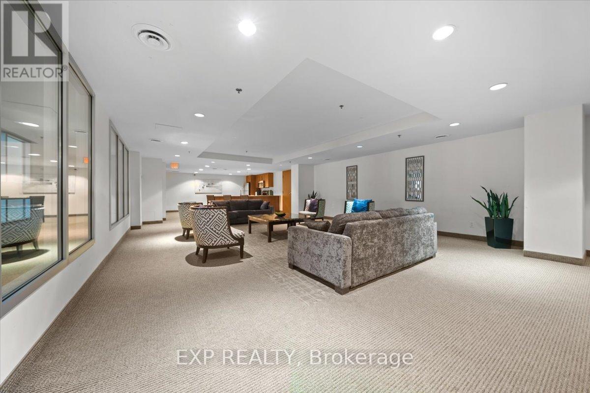 2009 - 195 Besserer Street