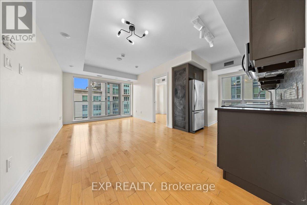 2009 - 195 Besserer Street