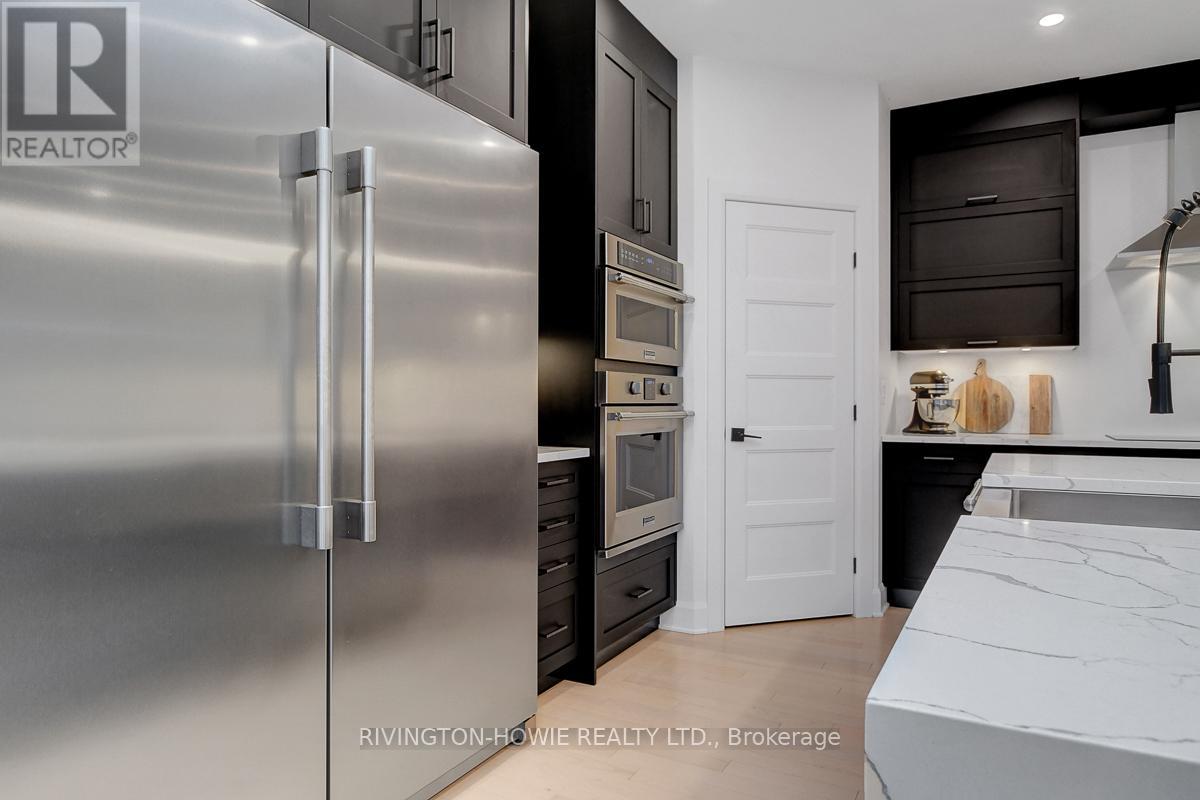 743 Meadowridge Circle