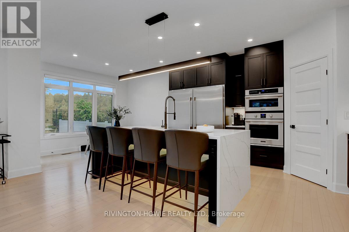 743 Meadowridge Circle