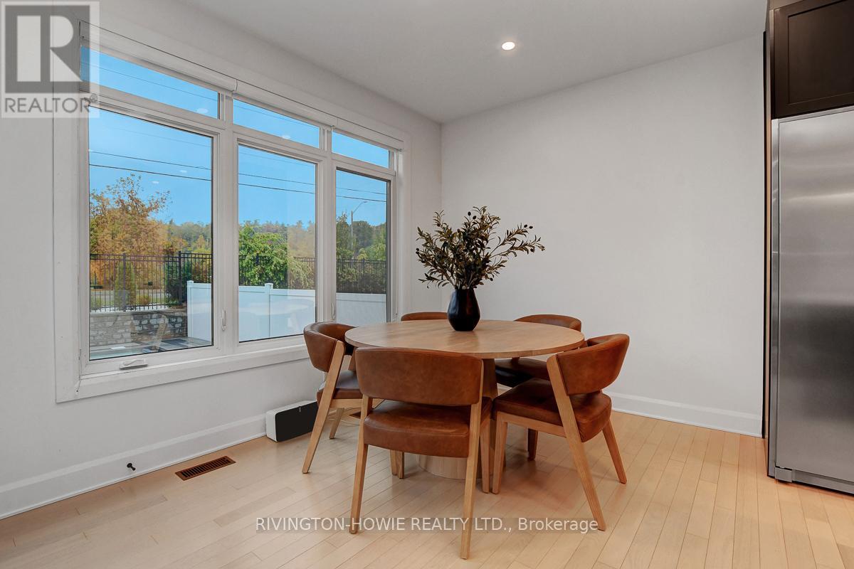 743 Meadowridge Circle