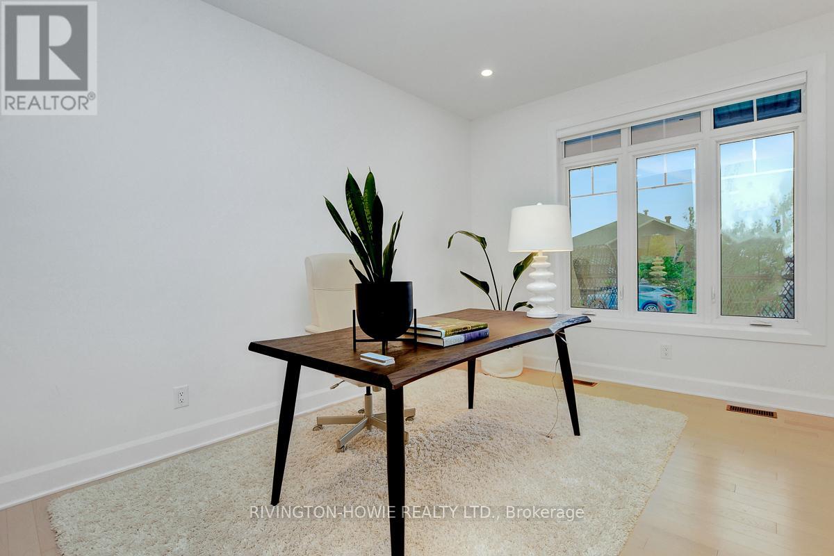 743 Meadowridge Circle