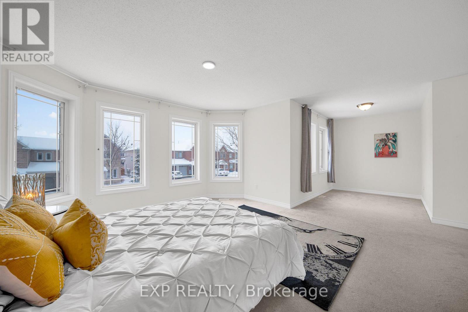 416 Cresthaven Drive