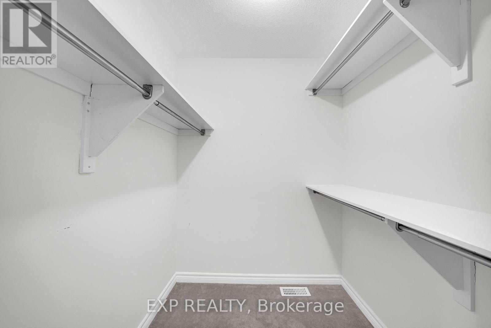 416 Cresthaven Drive