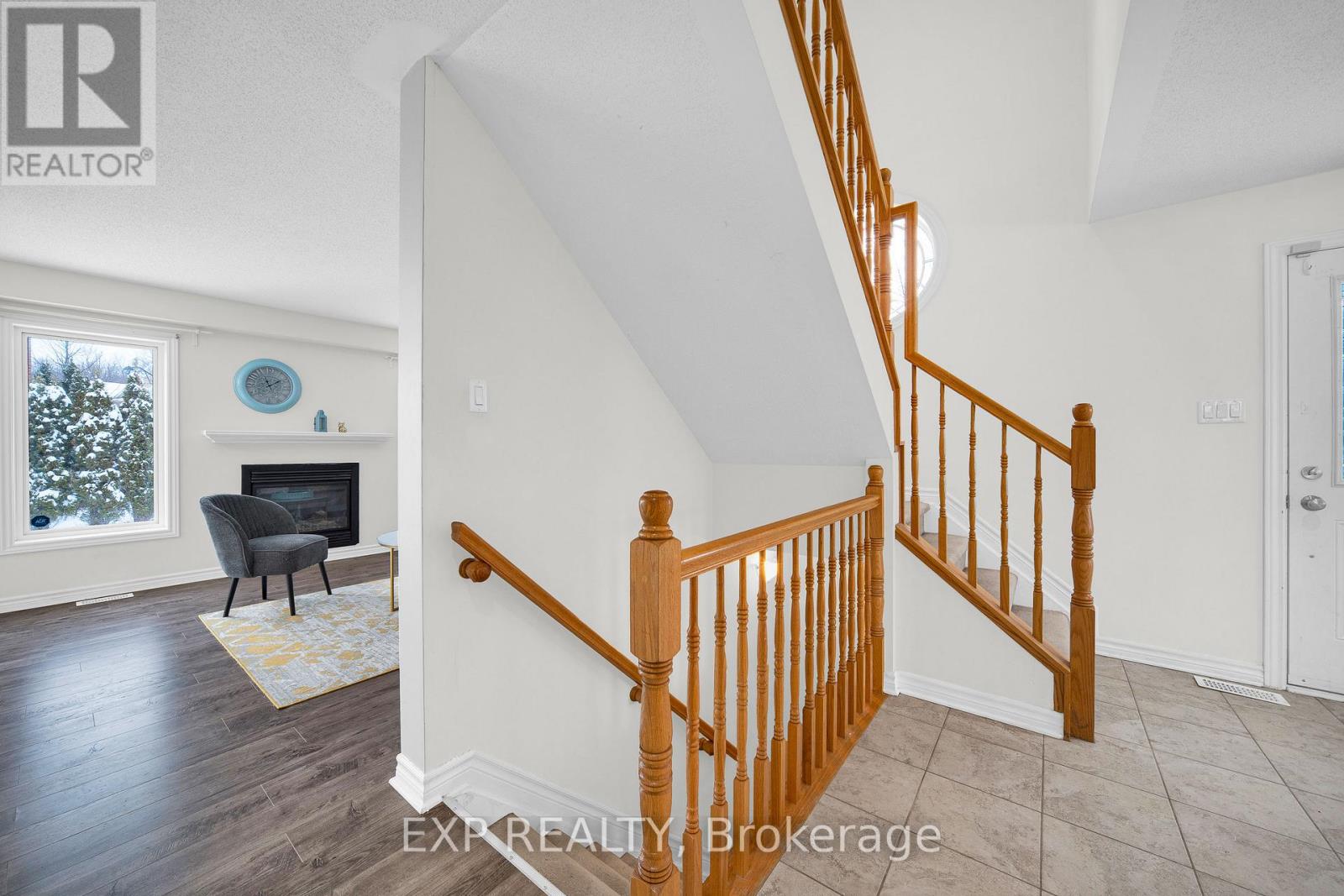 416 Cresthaven Drive