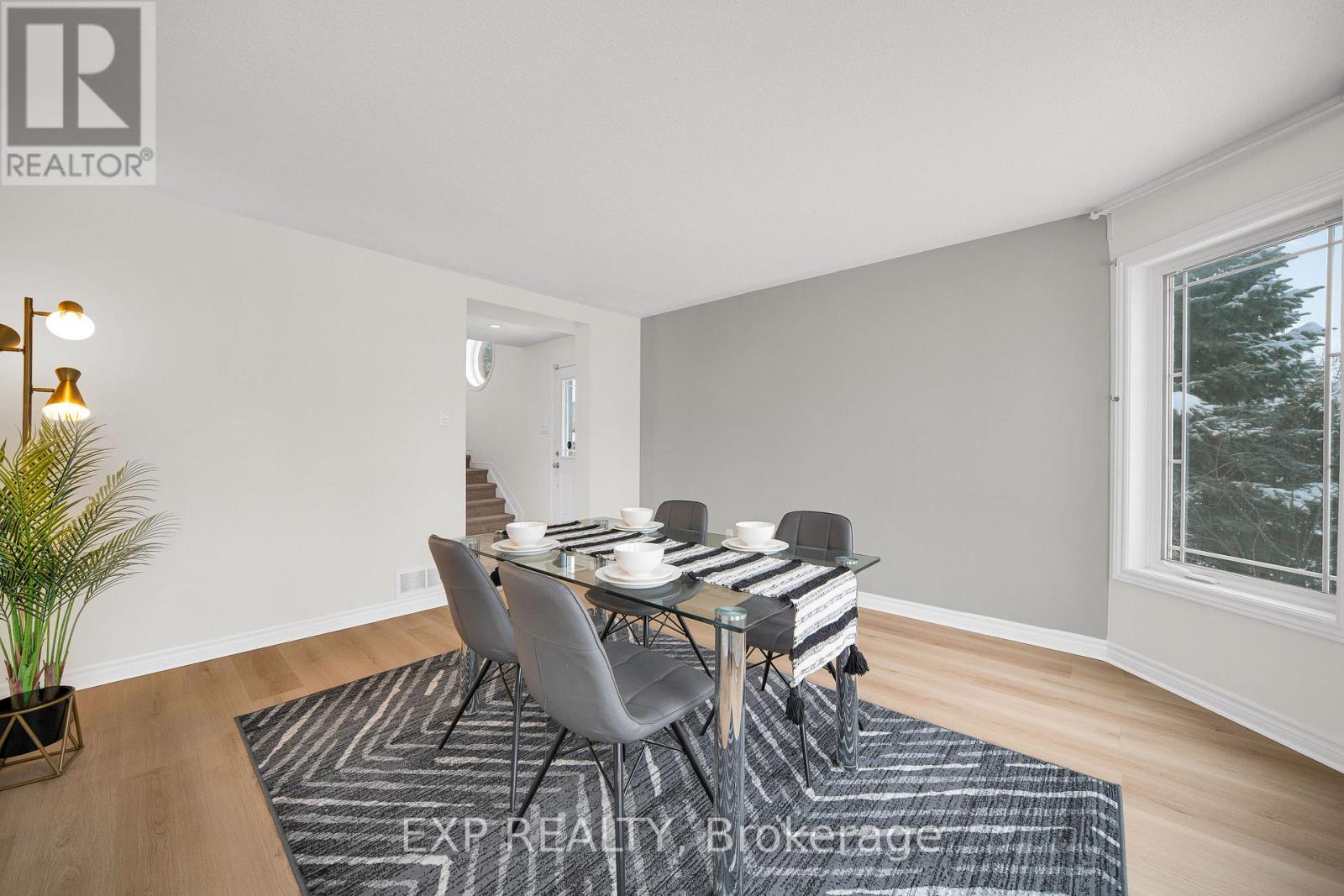 416 Cresthaven Drive