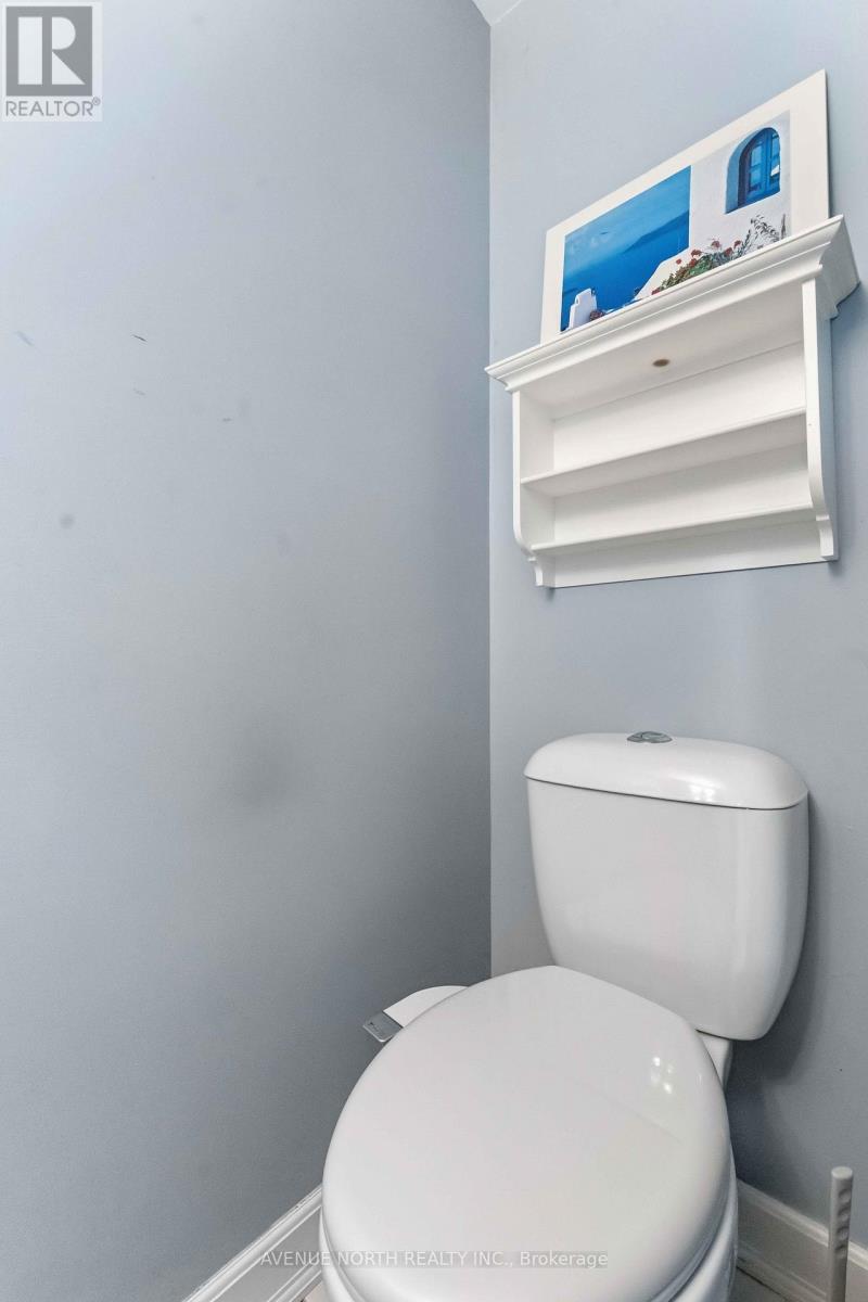 1017 Arrowhead Place