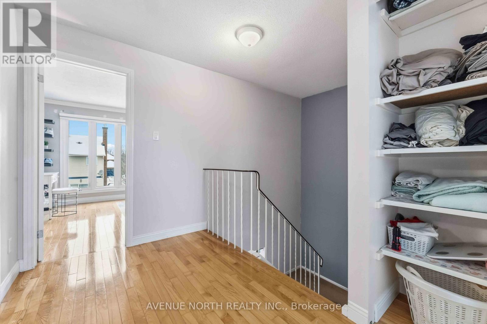 1017 Arrowhead Place