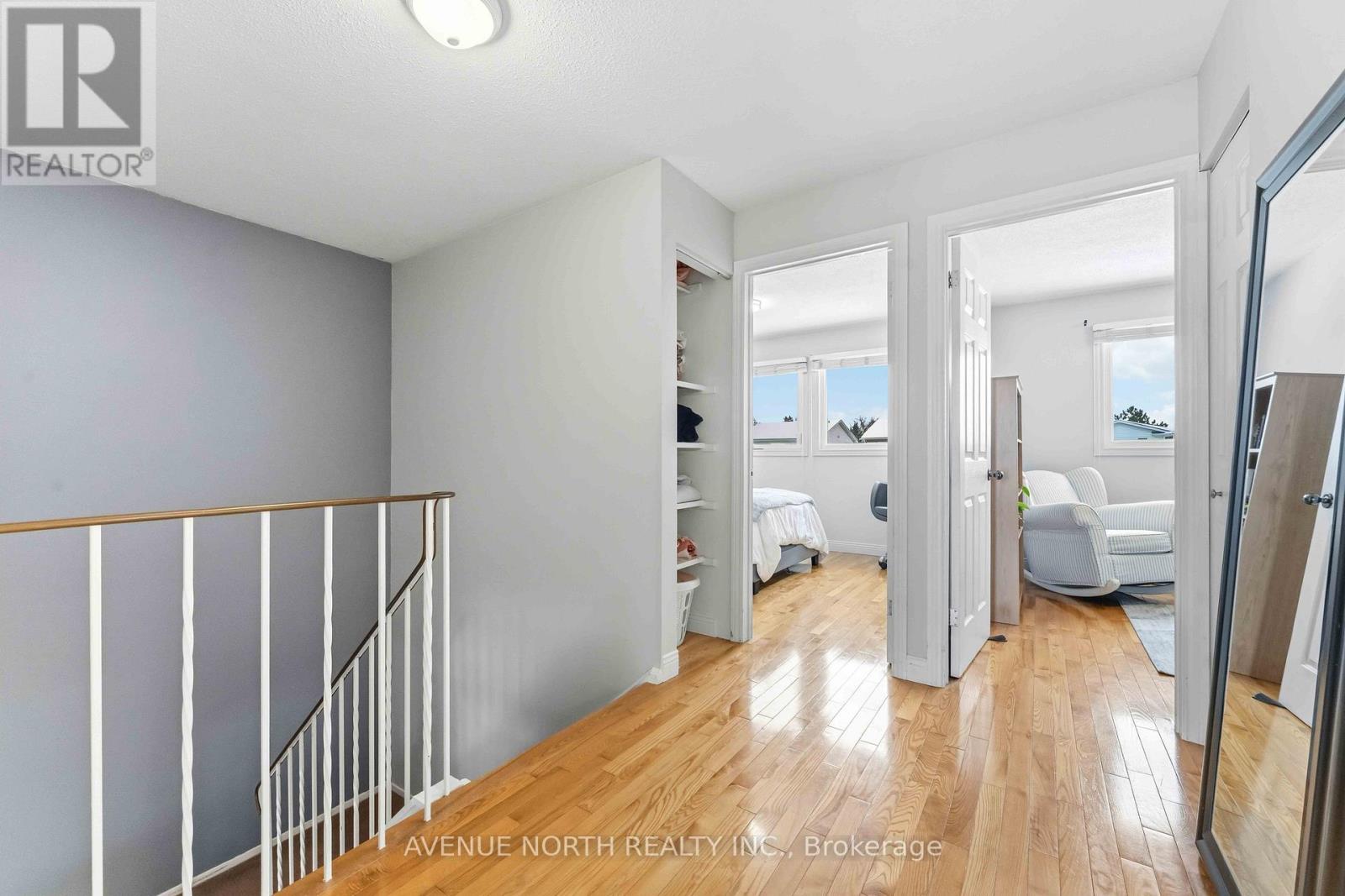 1017 Arrowhead Place