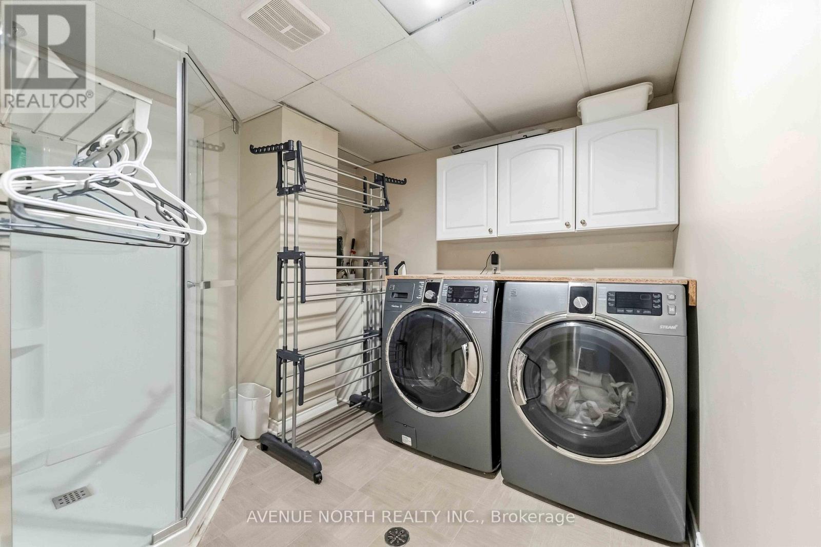 1017 Arrowhead Place