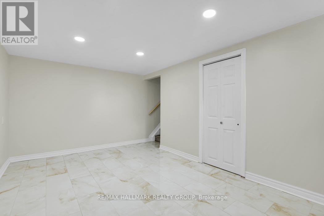 81 - 2772 Pimlico Crescent