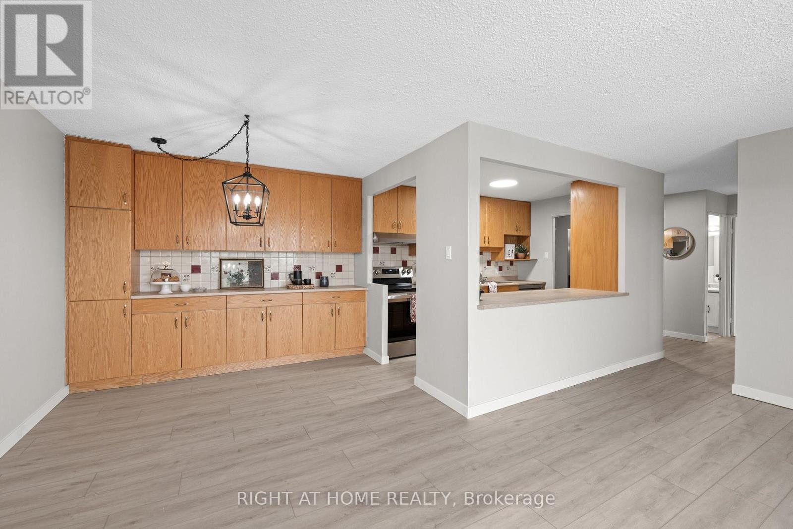 507 - 1025 Richmond Road