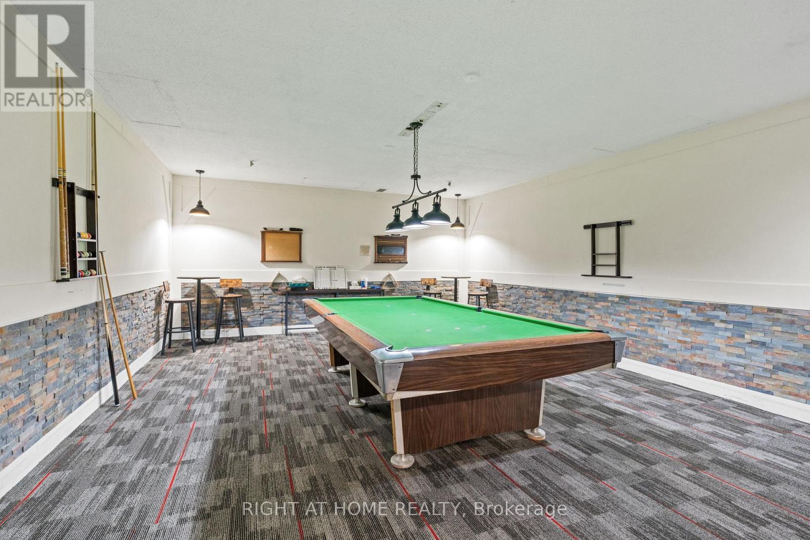 507 - 1025 Richmond Road