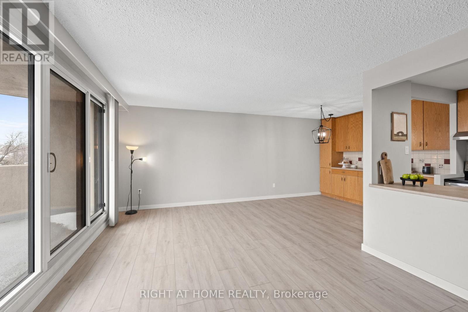 507 - 1025 Richmond Road