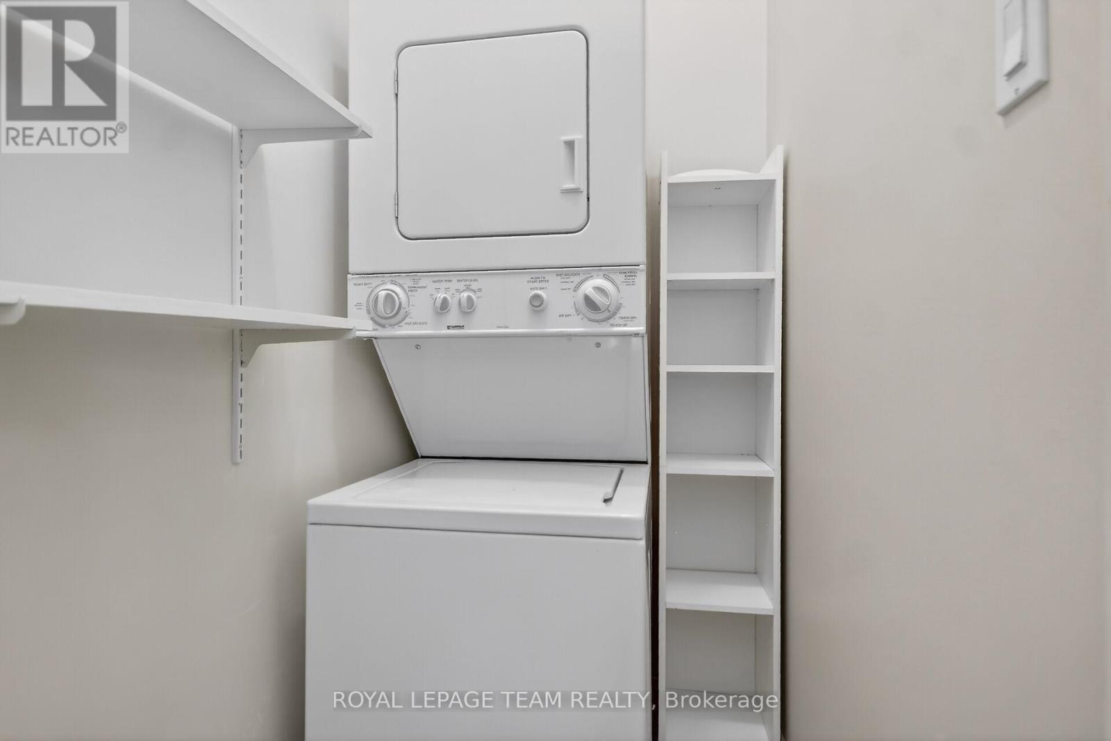 5553 Doctor Leach Drive