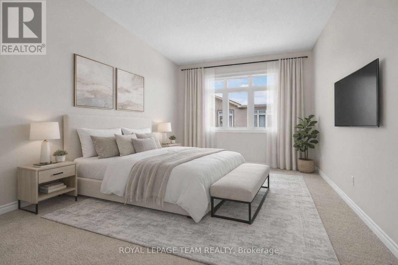 5553 Doctor Leach Drive