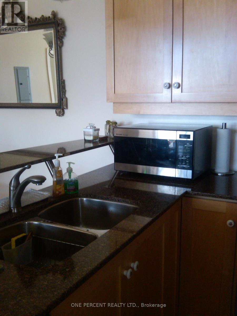 1603 - 95 Bronson Avenue