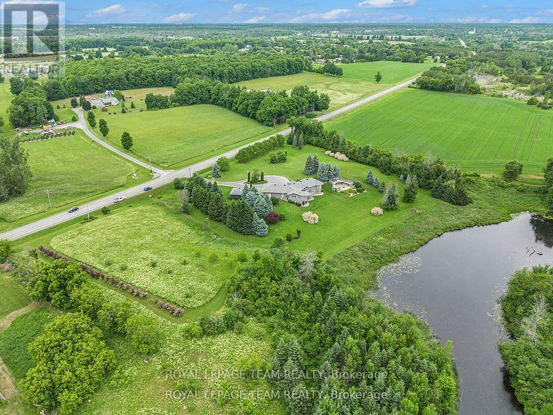 2124 Cty Rd 18 Road S