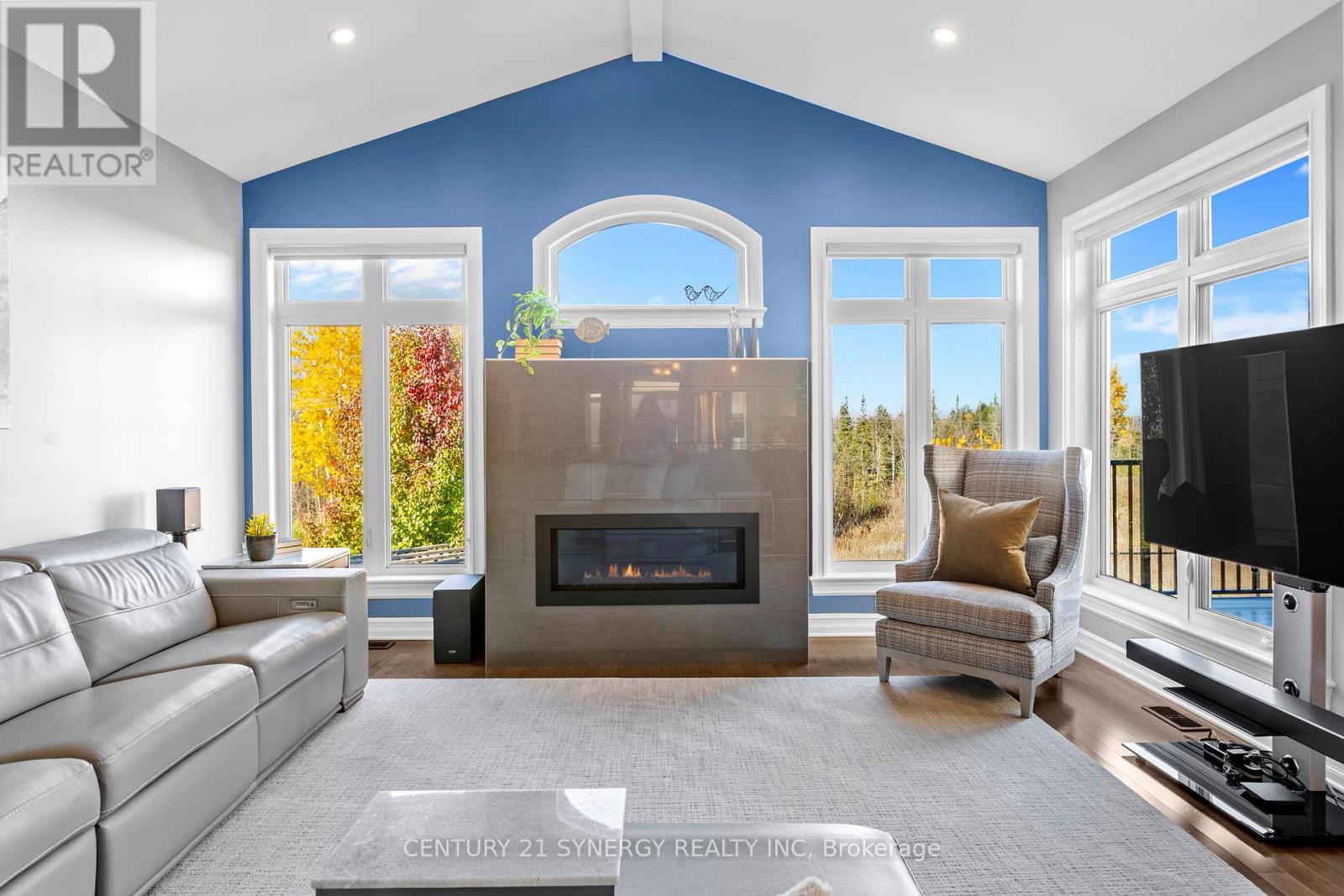 579 Baie-des-castors Street