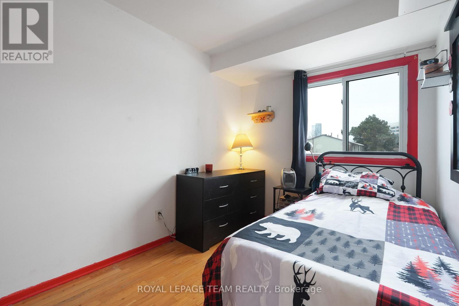 1807 Meadowbrook Road