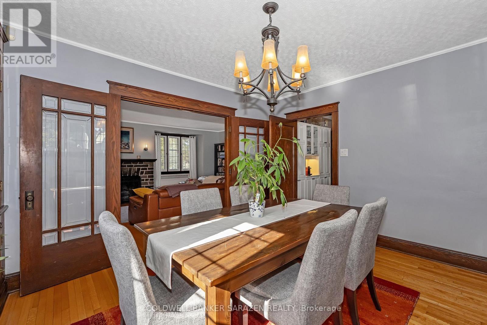 211 B Melrose Avenue