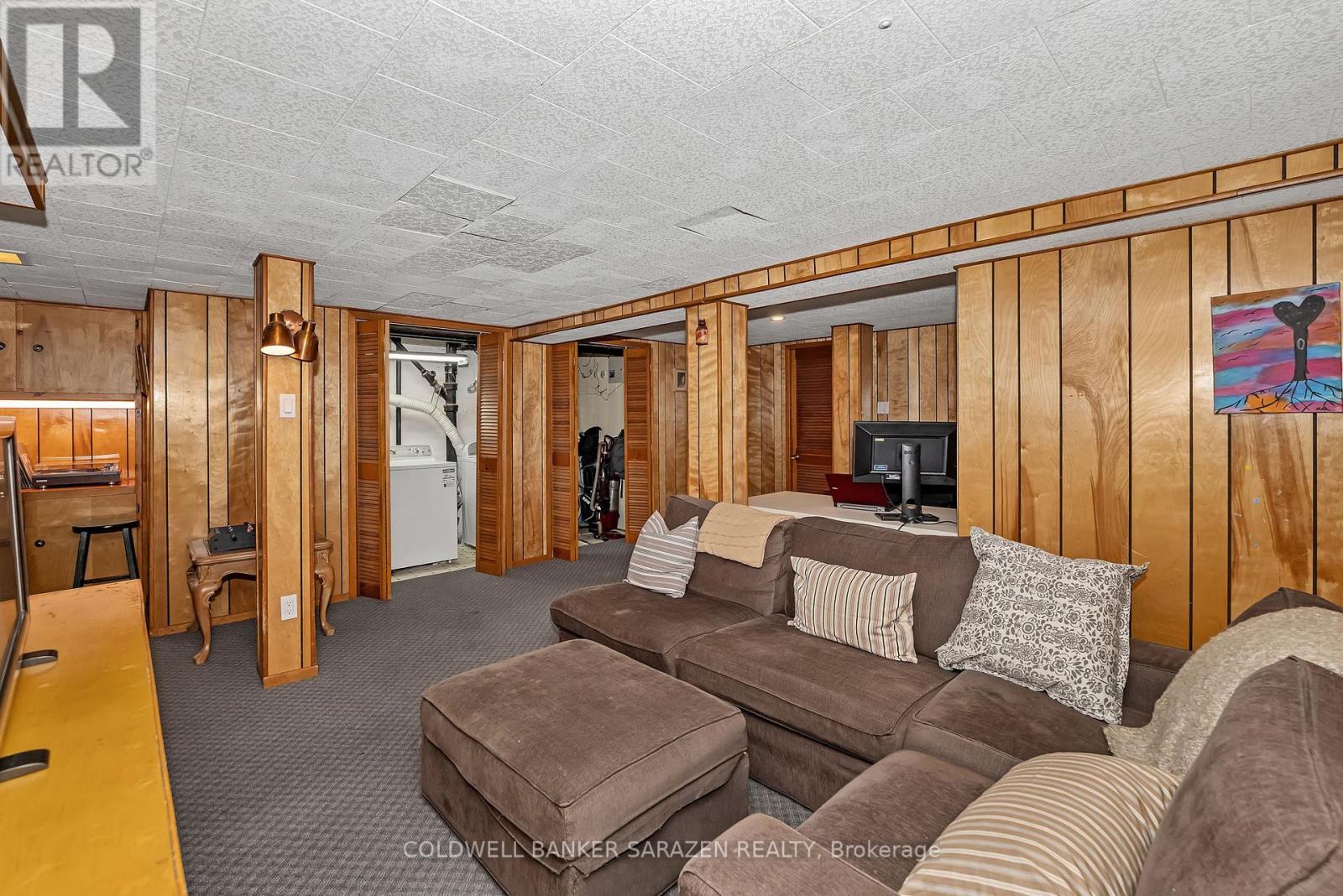 211 B Melrose Avenue