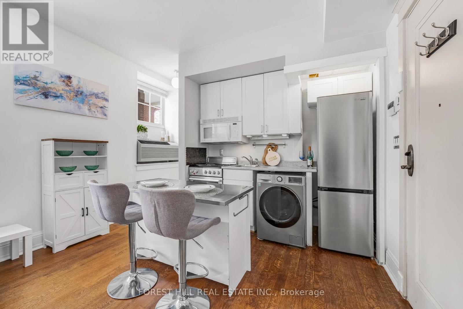 1b - 268 First Avenue